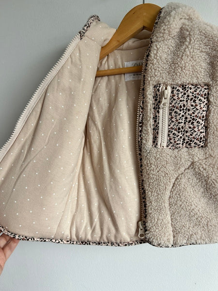 Zara Lined Cream Teddy Sherpa Zip Up Hooded Jacket With Floral Pocket • 1-2 years