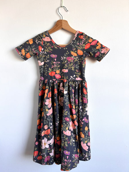 Alice and Ames Blue Floral Short Sleeve Ballet Dress • 7-8 years