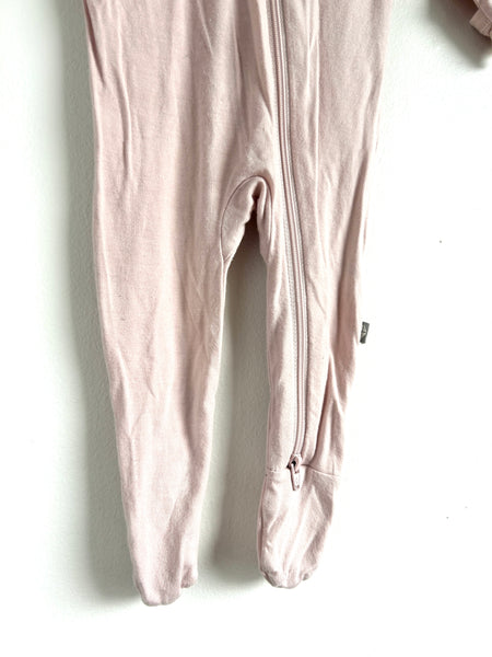 Kyte Light Pink Footed Zip Sleeper • Newborn