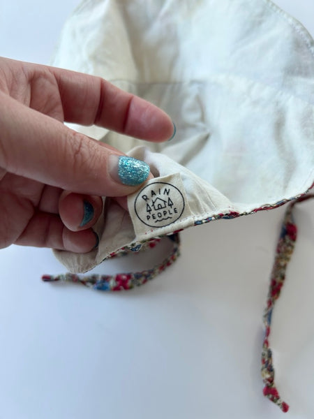 Rain People Floral Bonnet • 6-12 months *
