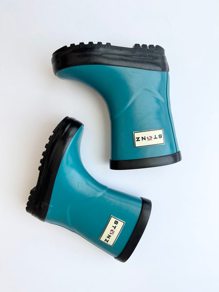 NEW Stonz Blue Boots • 4c