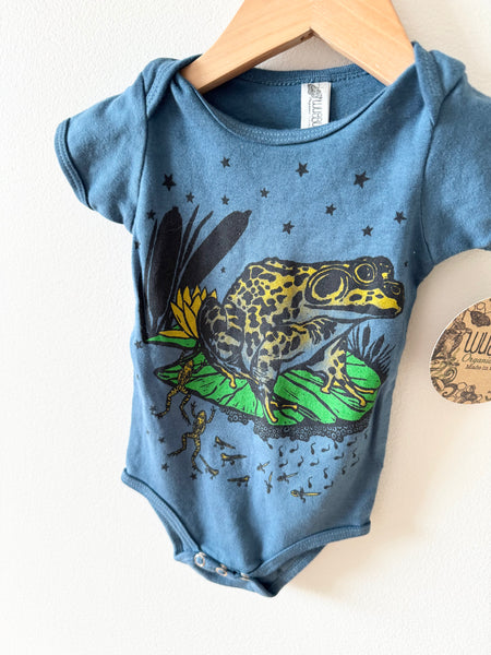 NEW Wugbug Frog Onesie • 3 months