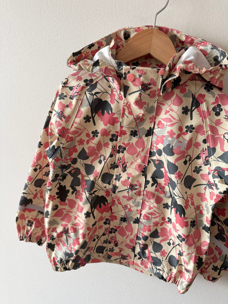 Helly Hansen Pink and Grey Floral Rainjacket • 4-5 years