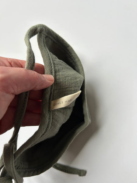 Quincy Mae Green Bonnet with Pom Pom • 0-3 months