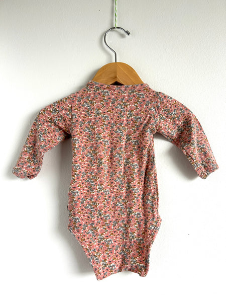 Wheat Long Sleeve Floral Bodysuit • 0-3 months