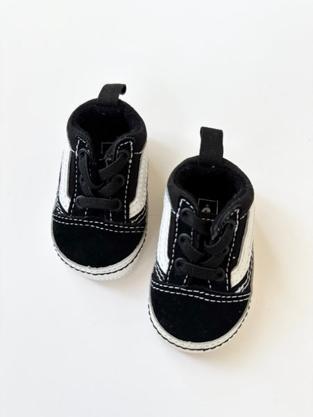 NEW Vans Black and White Crib Shoes • 1c