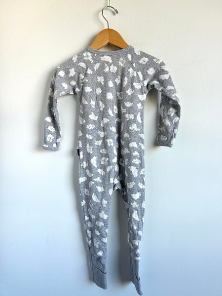 Bonds Grey and White Cloud Zip Romper • 18-24 months