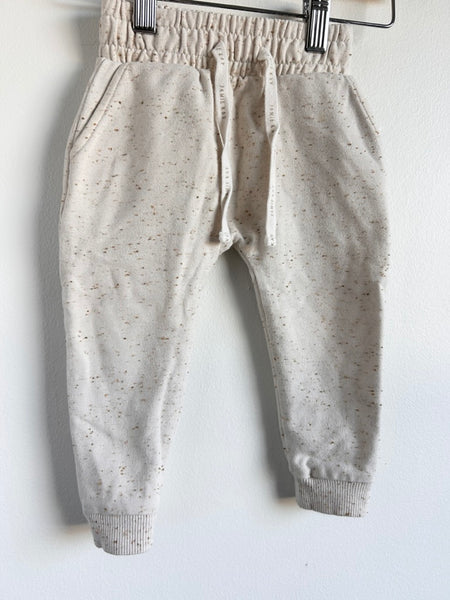 Jamie Kay Cream Speckled Sweatpants • 1-2 years
