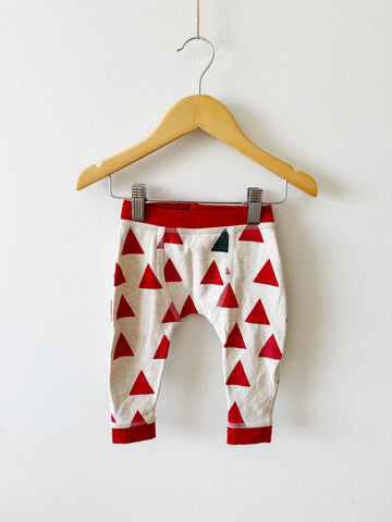 PK Beans Red Triangle Leggings • 3-6 months