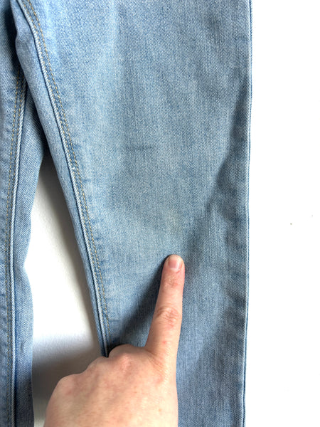 Zara Lightwash Jeans • 4-5 years