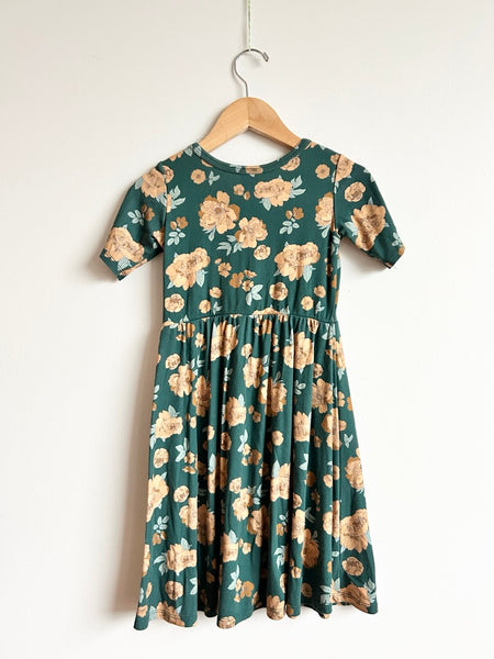 Little and Lively Green Peony Dress • 5-6 years