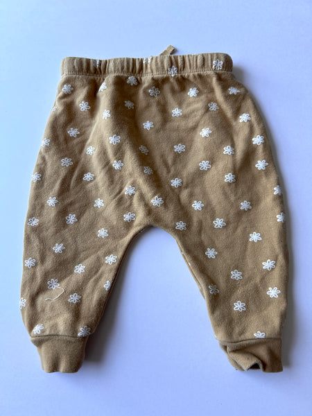 Quincy Mae Mustard and White Flower Joggers • 3-6 months