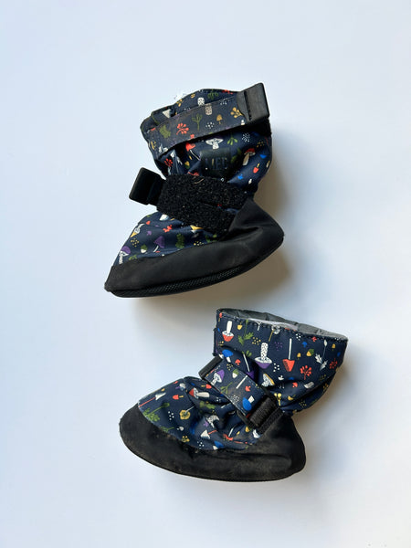 MEC Mushroom Toaster Booties • 4c/5c (small)