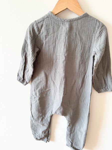 Quincy Mae Grey Long Sleeve Muslin Romper • 18-24 months