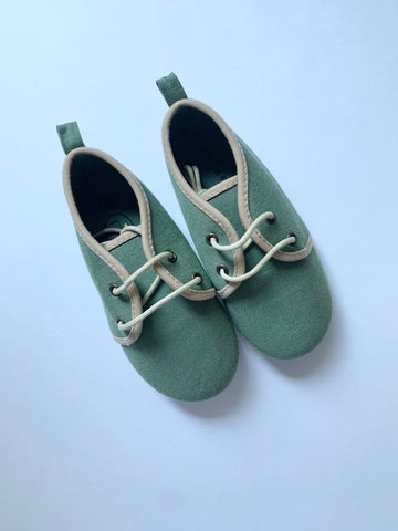 NEW Small Lot Green Shoes • 9c