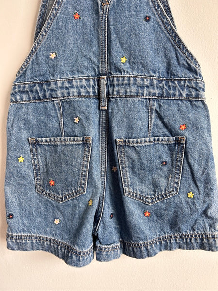 Gap Denim Flower Embroidered Shortalls • 6-7 years (small)