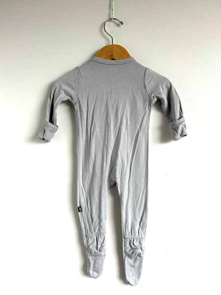 Kyte Grey Zip Romper • 0-3 months