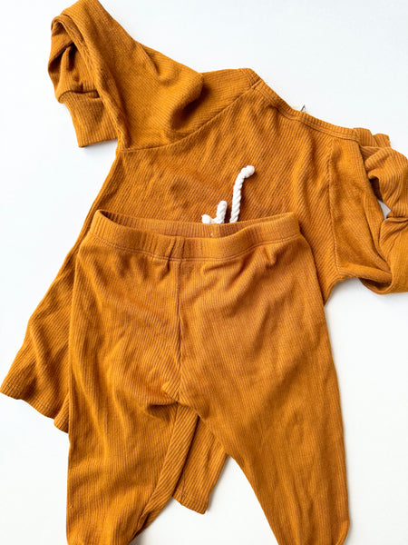 Beau and Arrow Orange 2pc Set • 6-7 years