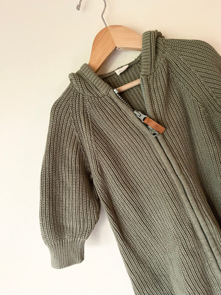 Goumi Knit Wearable Blanket • 21-23 lbs/27-28" (Large)