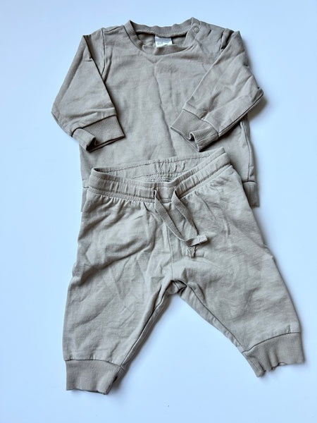 H&M 2pc Brown Lounge Set • 2-4 months