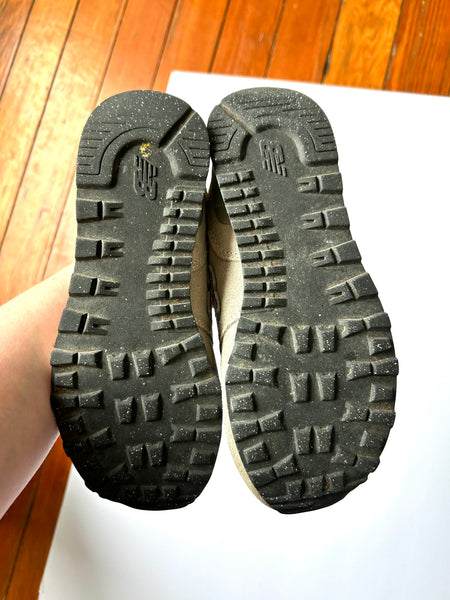 New Balance 574s Grey Velcro Shoes • 1Y