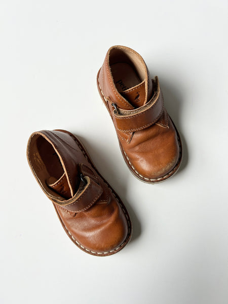 Petit Nord Copenhagen Velcro "Desert" Leather Boots • 7/7.5c (23EU)