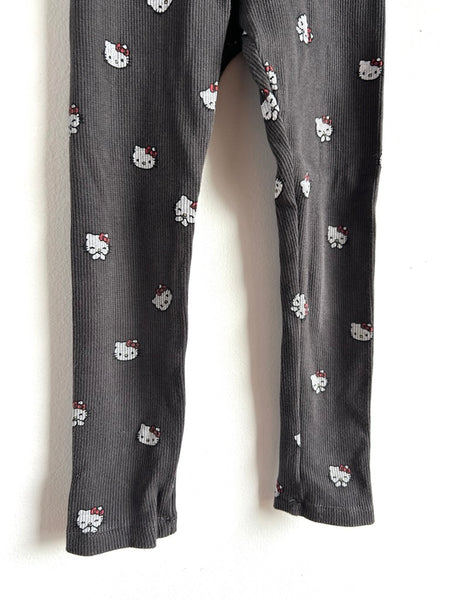 Zara x Hello Kitty Ribbed Leggings • 5 years