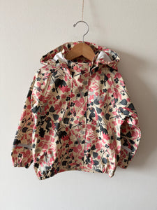Helly Hansen Pink and Grey Floral Rainjacket • 4-5 years