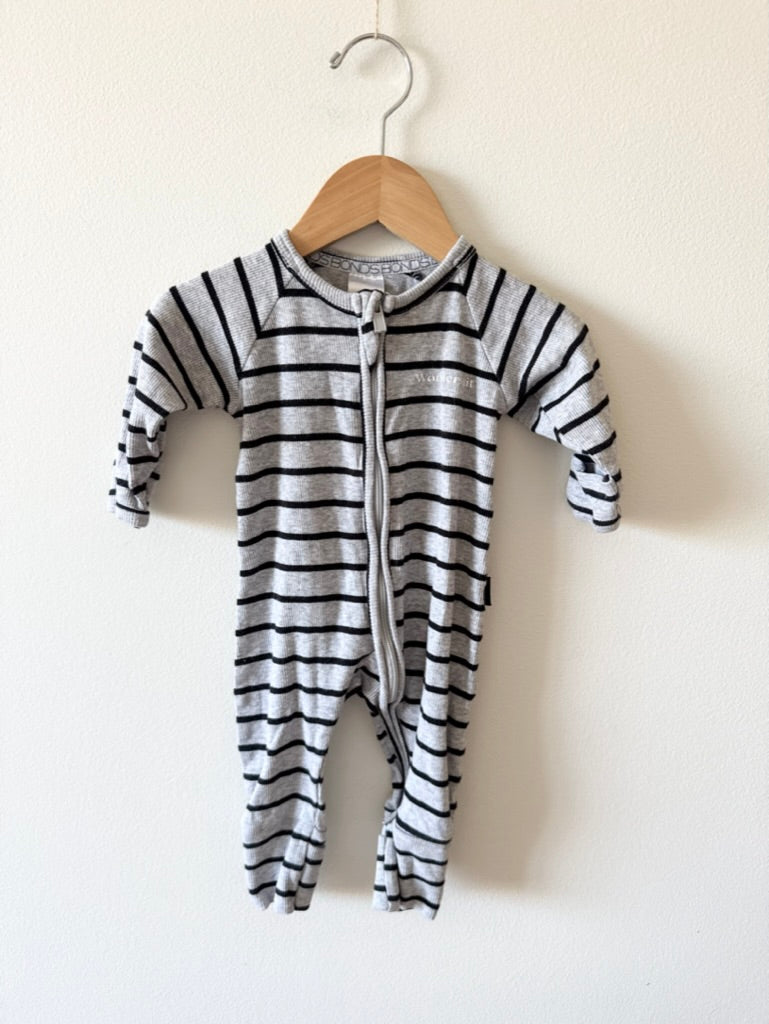 Bonds Ribbed Striped Wondersuit Grey and Black • 0-3 months