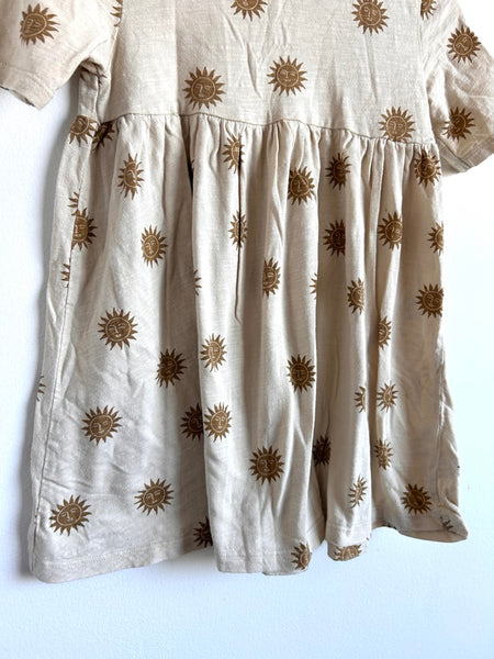 Rylee and Cru Short Sleeve Boxy Suns Dress • 4-5 years