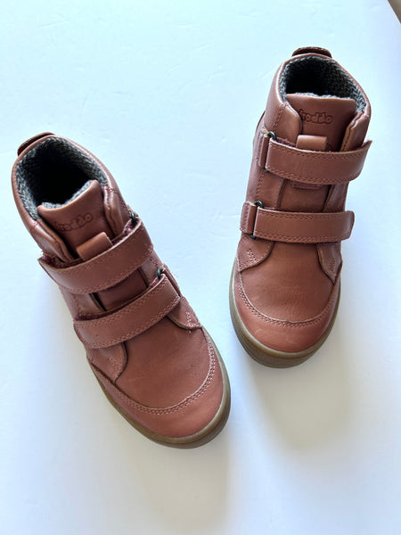 Froddo Leather Hi-Top Leather Velcro Sneakers • 12/12.5c (30)