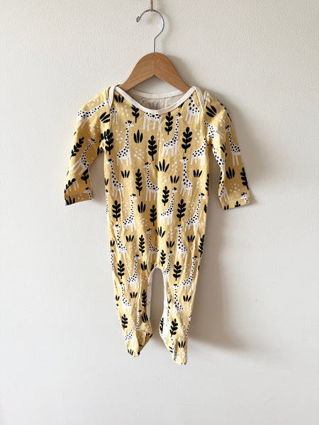 NEW Winter Water Factory Yellow Giraffes Romper • 6-12 months