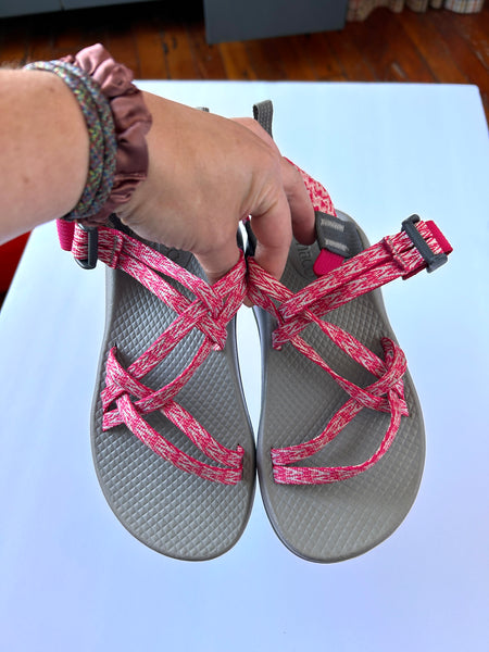Chaco Pink Sandals • 2y