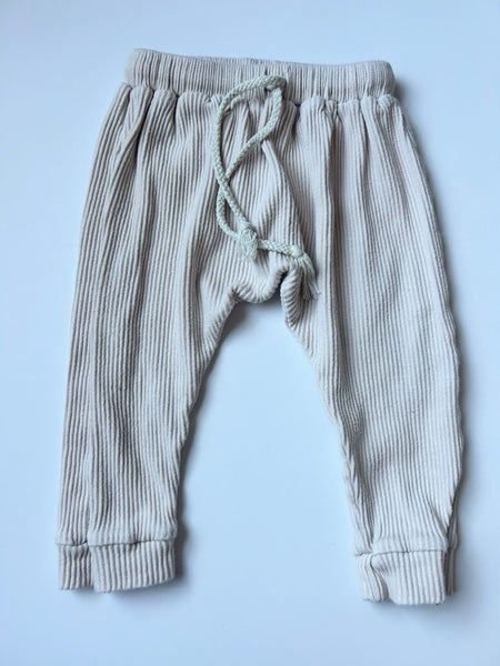 Kindly 2pc Ribbed Cream Set • 1-2 years