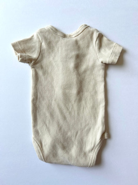 Mebie Baby Cream Ribbed Short Sleeve Onesie • 0-3 months