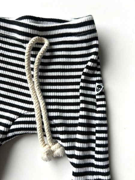 Fellow Human Ribbed Striped Black and White Pants • 0-3 months