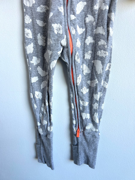 Bonds Grey and White Cloud Zip Romper • 18-24 months
