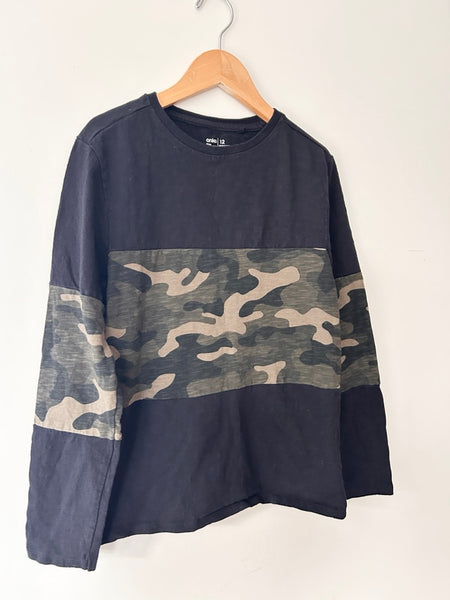 Anko Long Sleeve Black and Camo • 10-12 years *