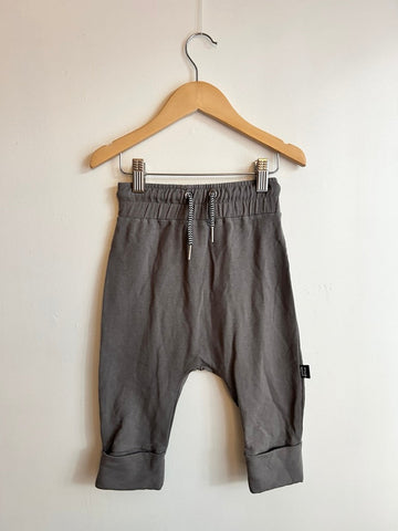 Whistle and Flute Cropped Pants • 5-6 years