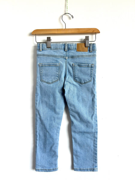 Zara Lightwash Jeans • 4-5 years