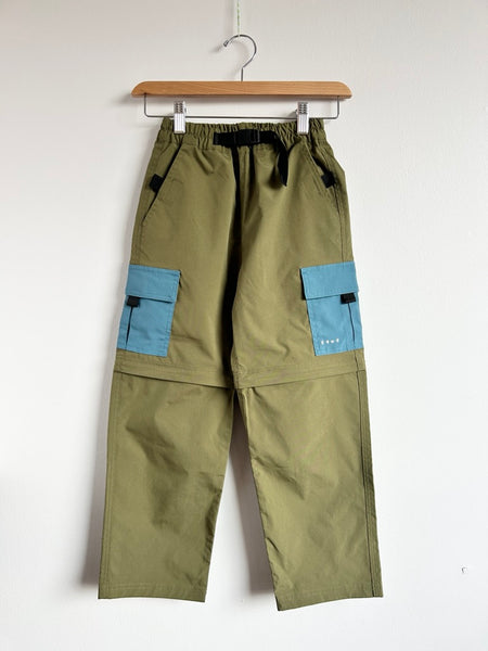 Chopi Yopi Water Resistant Zipper Pants to Shorts • 7-9 years