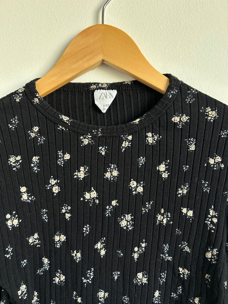Zara Ribbed Long Sleeve Black Floral Top • 10-12 years