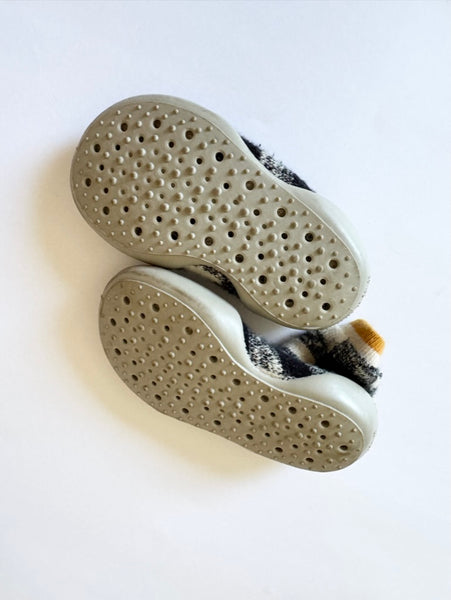 Collegien x Nununu Slipper Socks 5c-6c (22-23cm)