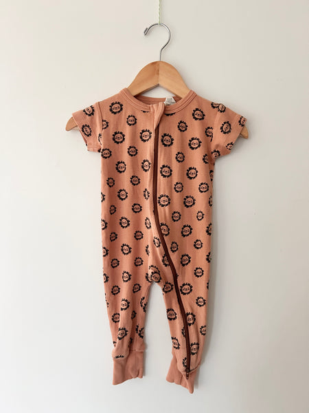 Parade Lions Short Sleeve Romper • 6-12 months *