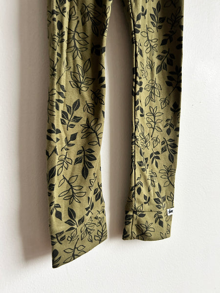 Little and Lively Green Leaf Leggings • 5 years
