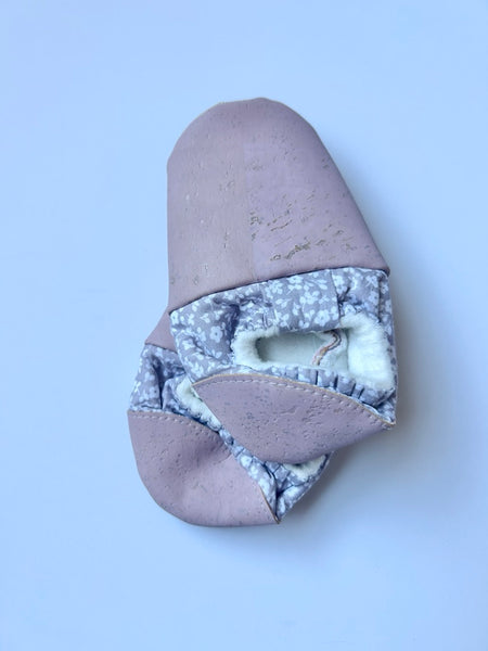 NEW Soft Soul Pink Cork Mocs • 2 years (6")