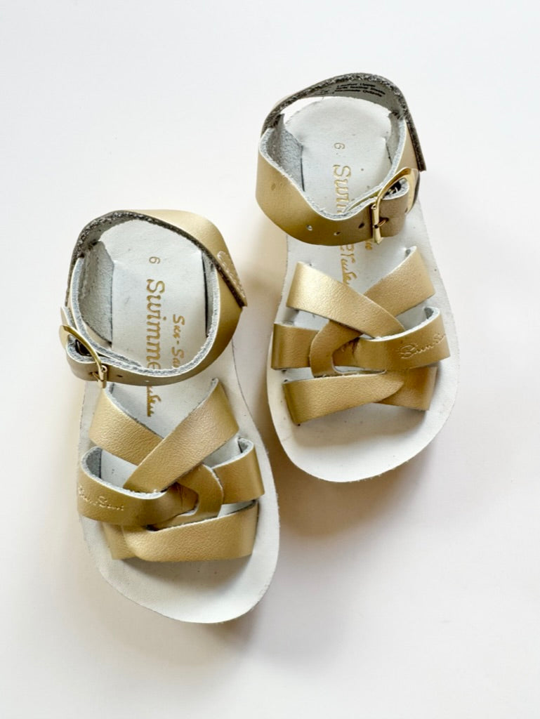 Saltwater Sandals Swimmer Gold • 7c