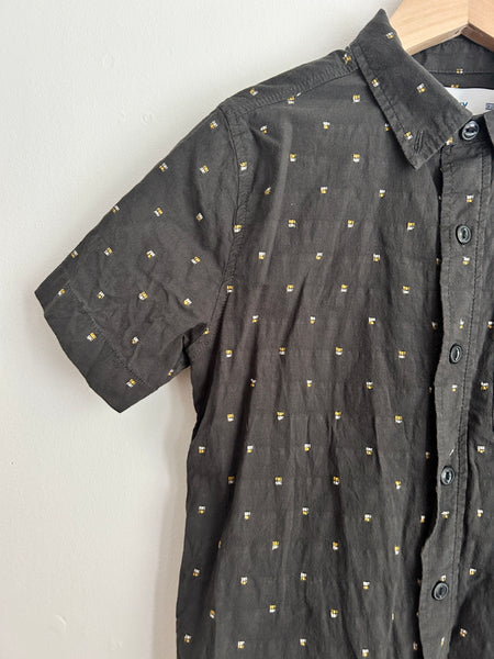 Old Navy Collared Short Sleeve Shirt • 5 years