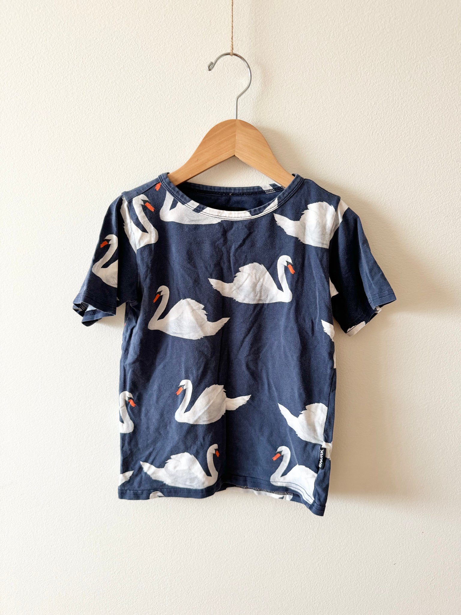 Snurk Blue Swan T-Shirt • 5-6 years