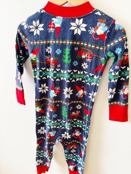 Hanna Andersson Holiday Gnome Zipper Sleeper • 2 years